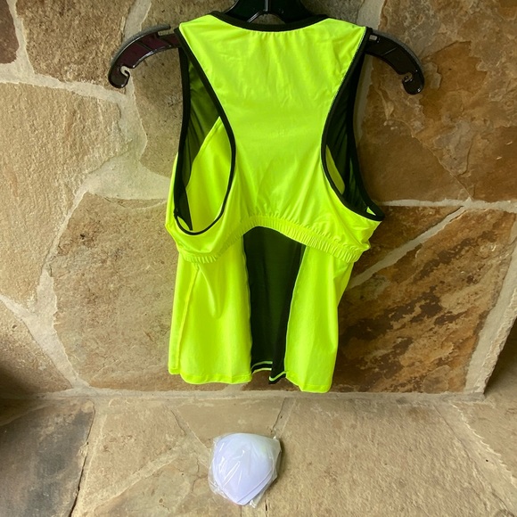 NWT Sofi Bella zip tank - Picture 12 of 13